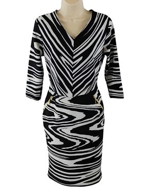 Cato Black & White V-Neck Abstract Zebra-Print Midi Dress With Zipper Pockets